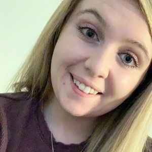 Meet your Posher, Nikki